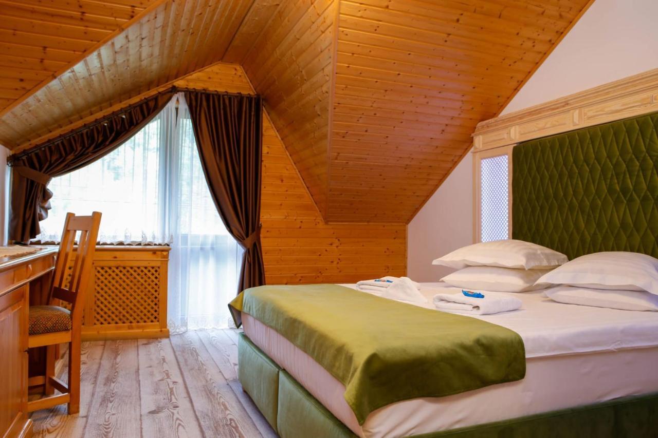 Casa Baciu Hotel Fundu Moldovei Ngoại thất bức ảnh